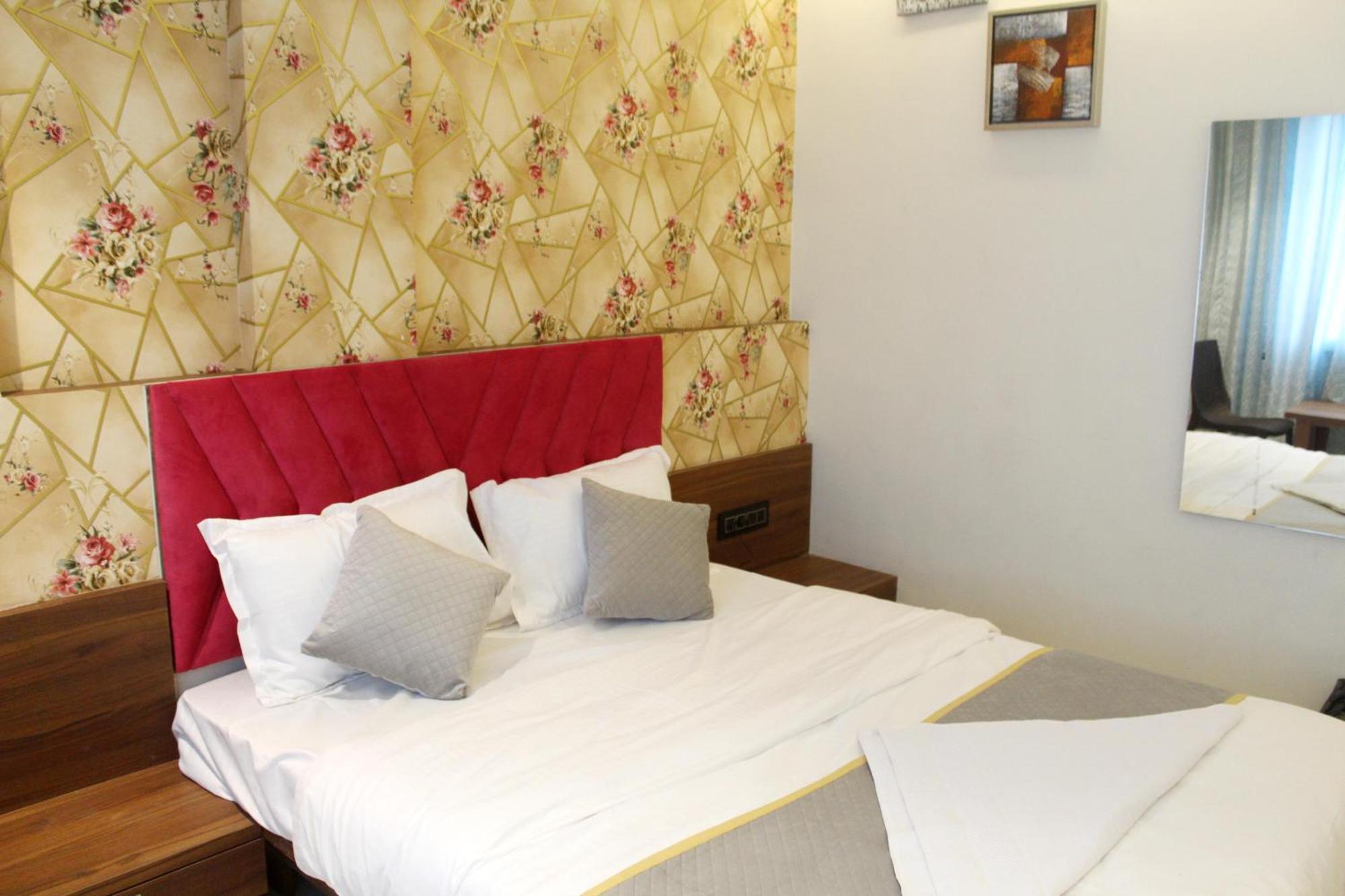 Hotel India Gate Narhe, Pune Exterior photo