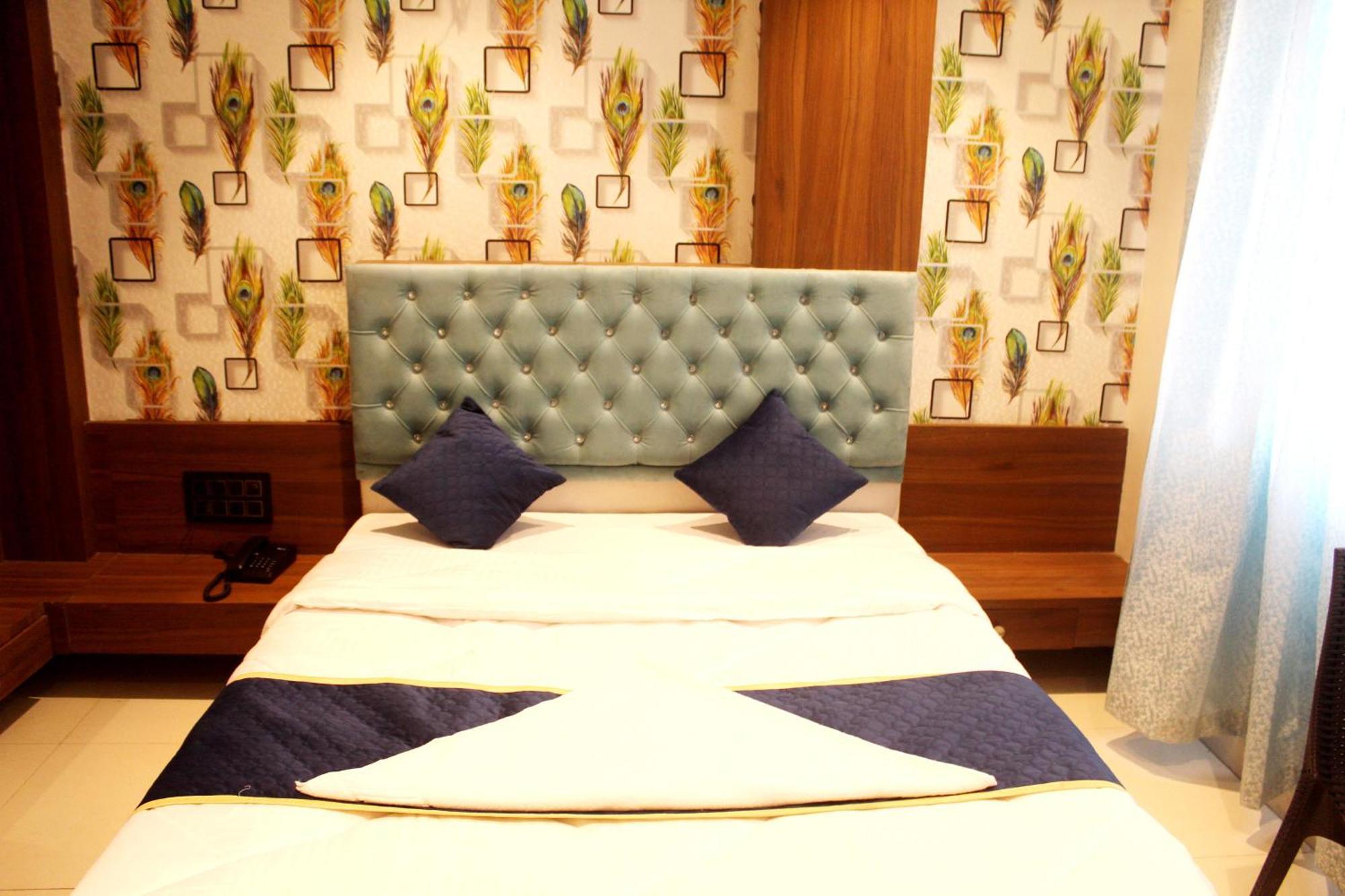 Hotel India Gate Narhe, Pune Exterior photo