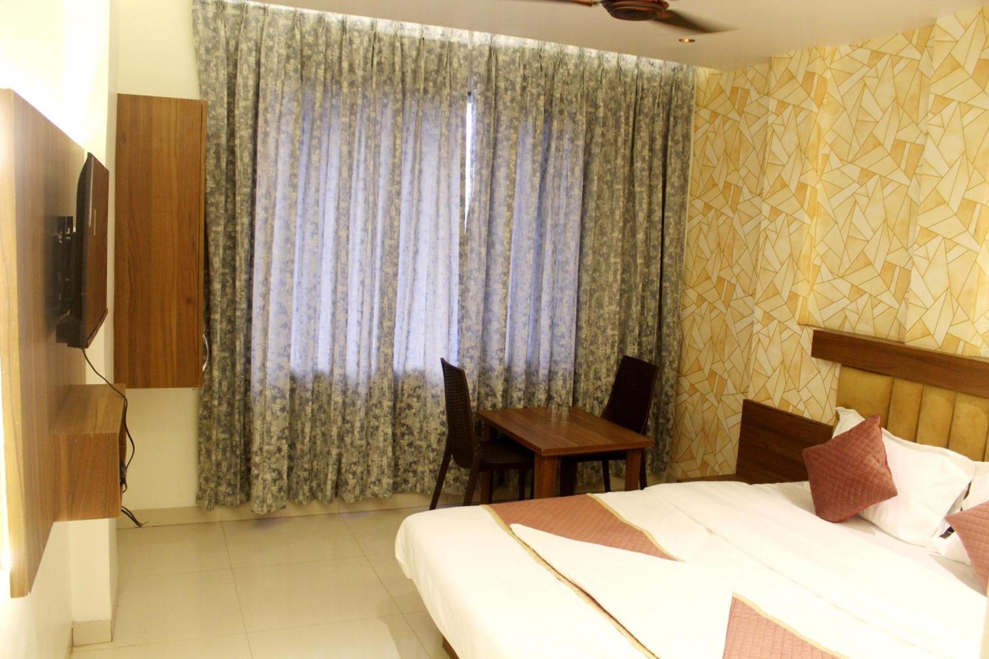 Hotel India Gate Narhe, Pune Exterior photo