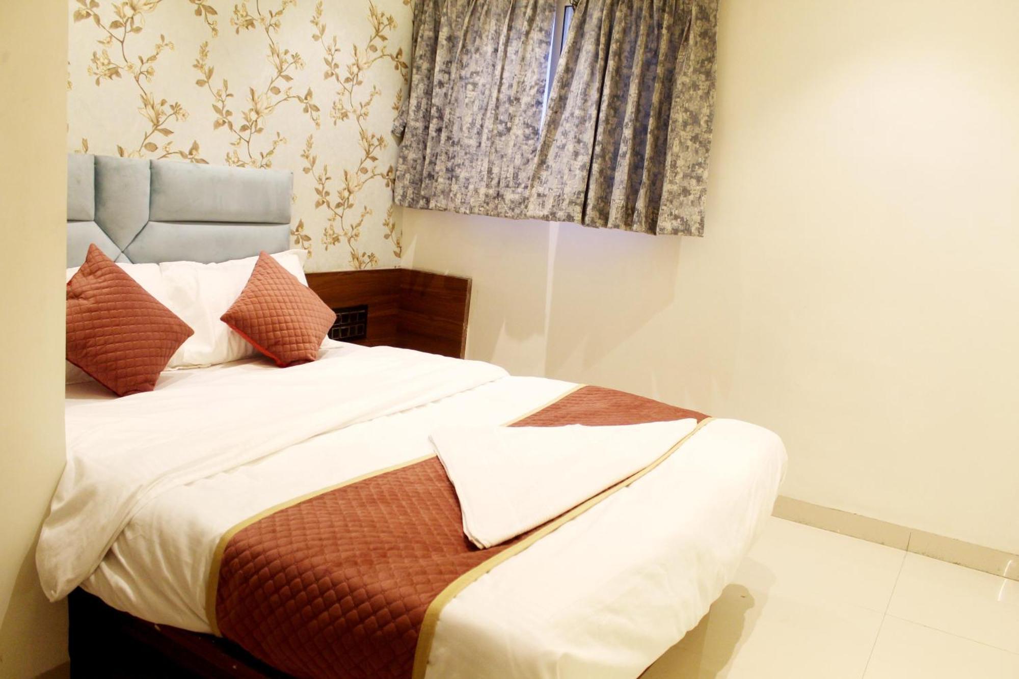 Hotel India Gate Narhe, Pune Exterior photo