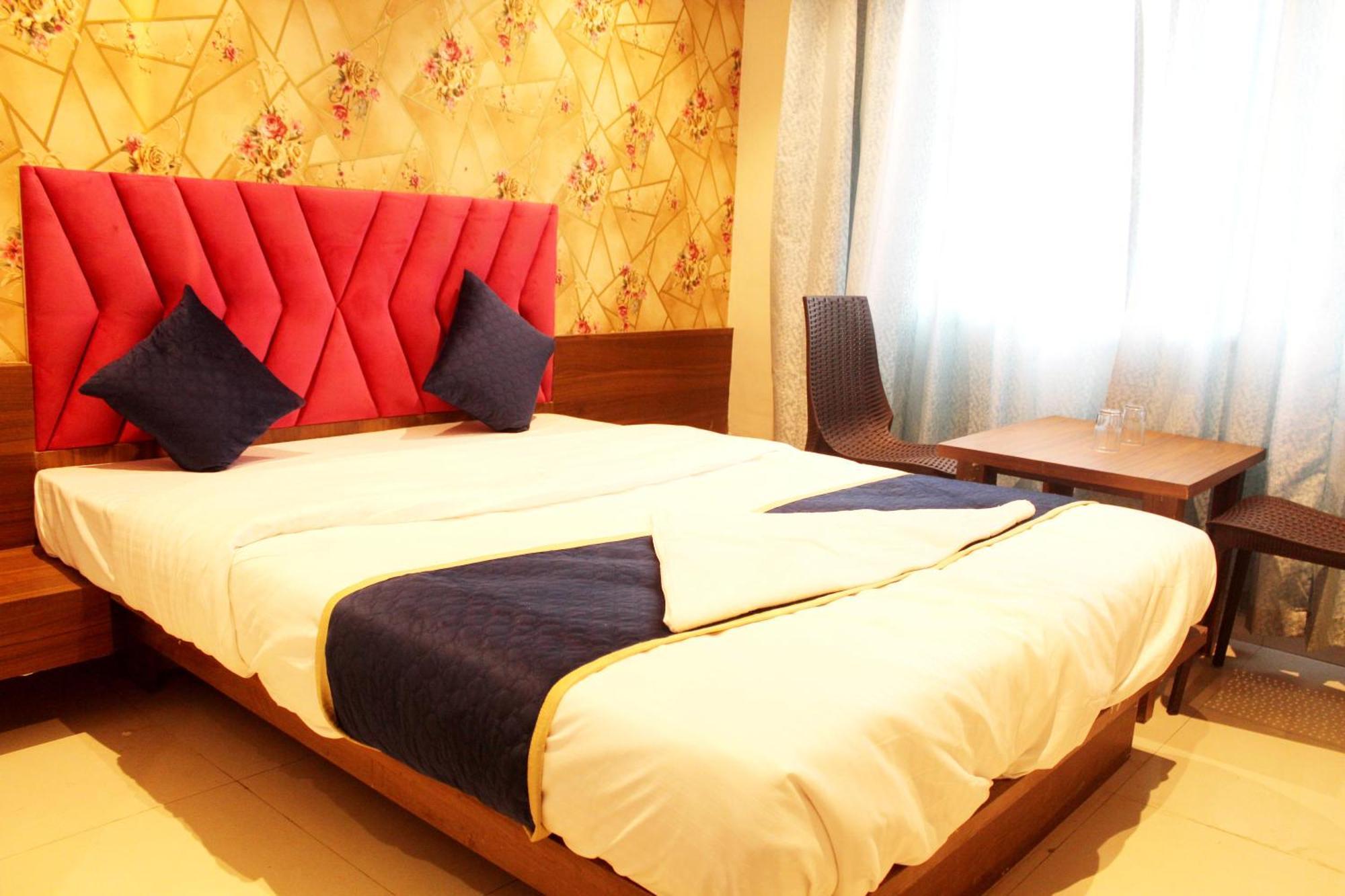 Hotel India Gate Narhe, Pune Exterior photo