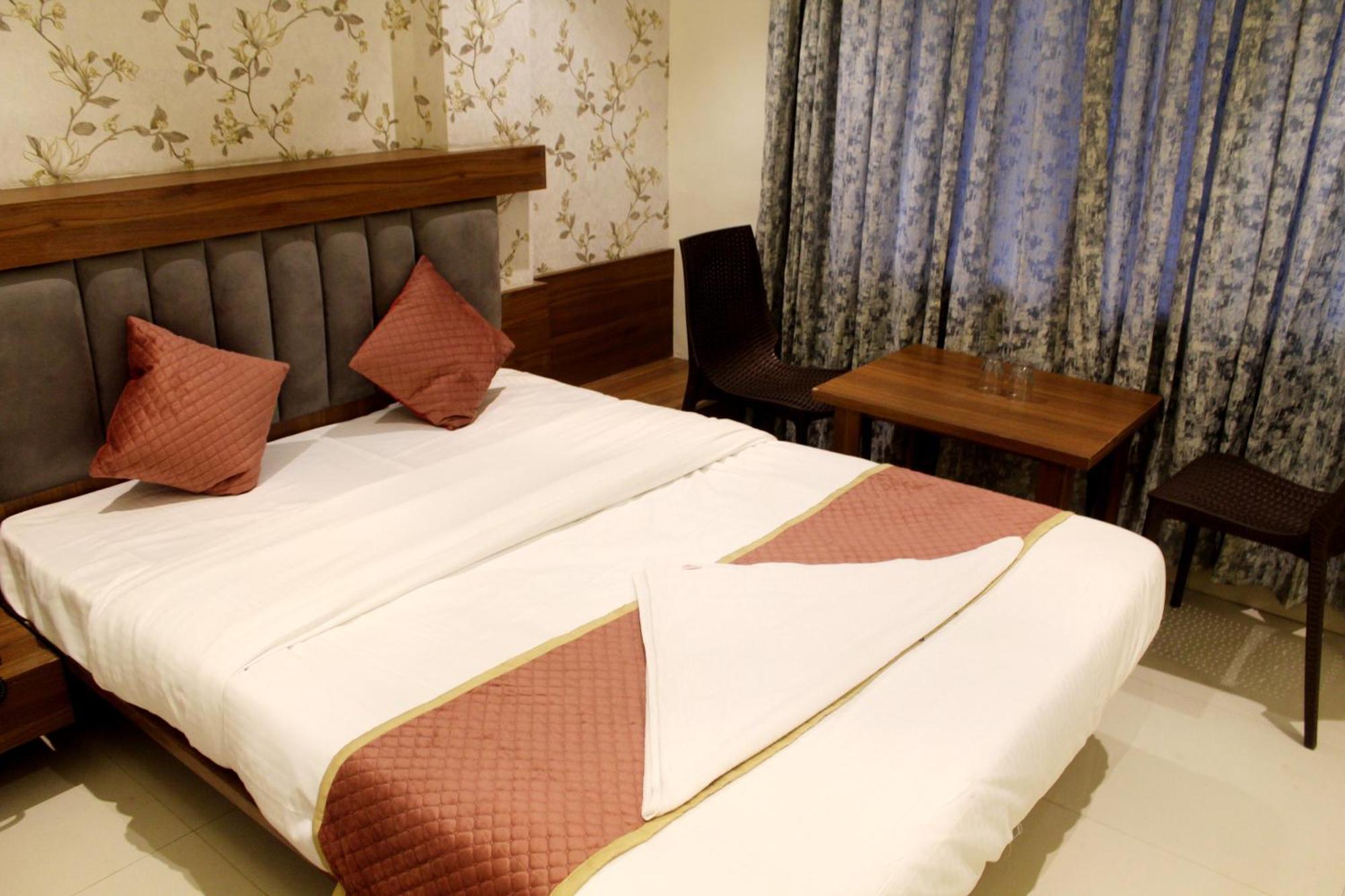 Hotel India Gate Narhe, Pune Exterior photo